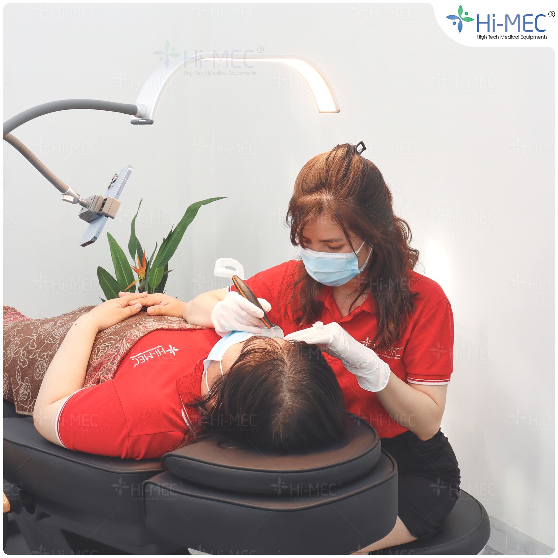 Đèn Glamcor Bán Nguyệt Horizon