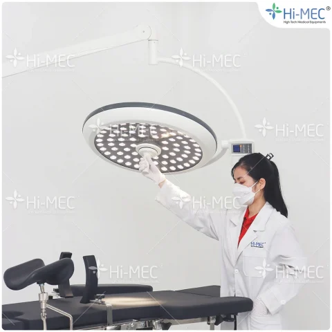 Đèn phẫu thuật Full Led bóng đơn LED700 treo tường