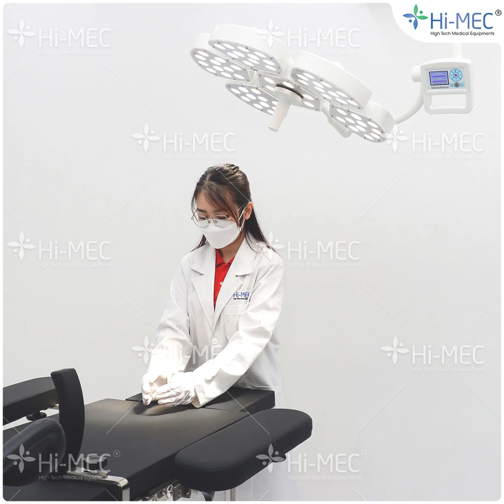 Đèn phẫu thuật Petal treo trần