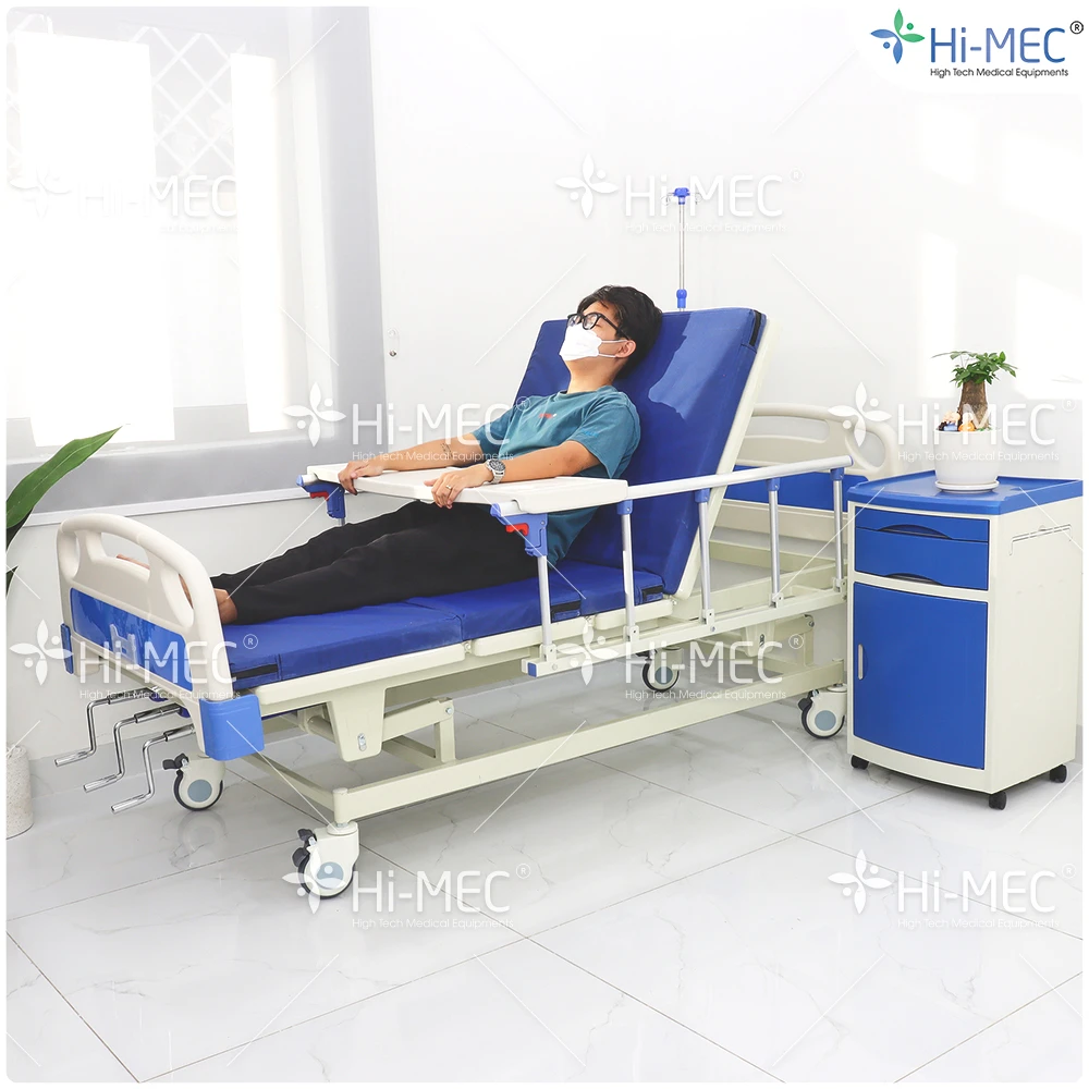 Giường bệnh nhân chỉnh cơ 3 tay quay Hi-MEC HMHB-1030